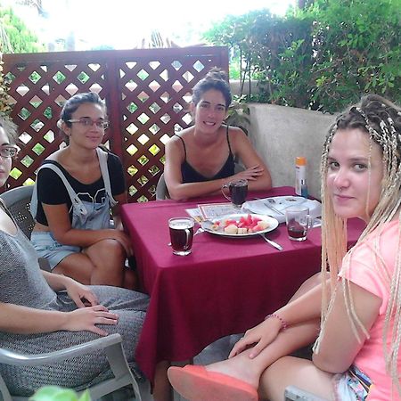Hostel Julieta Rivas Buitenkant foto