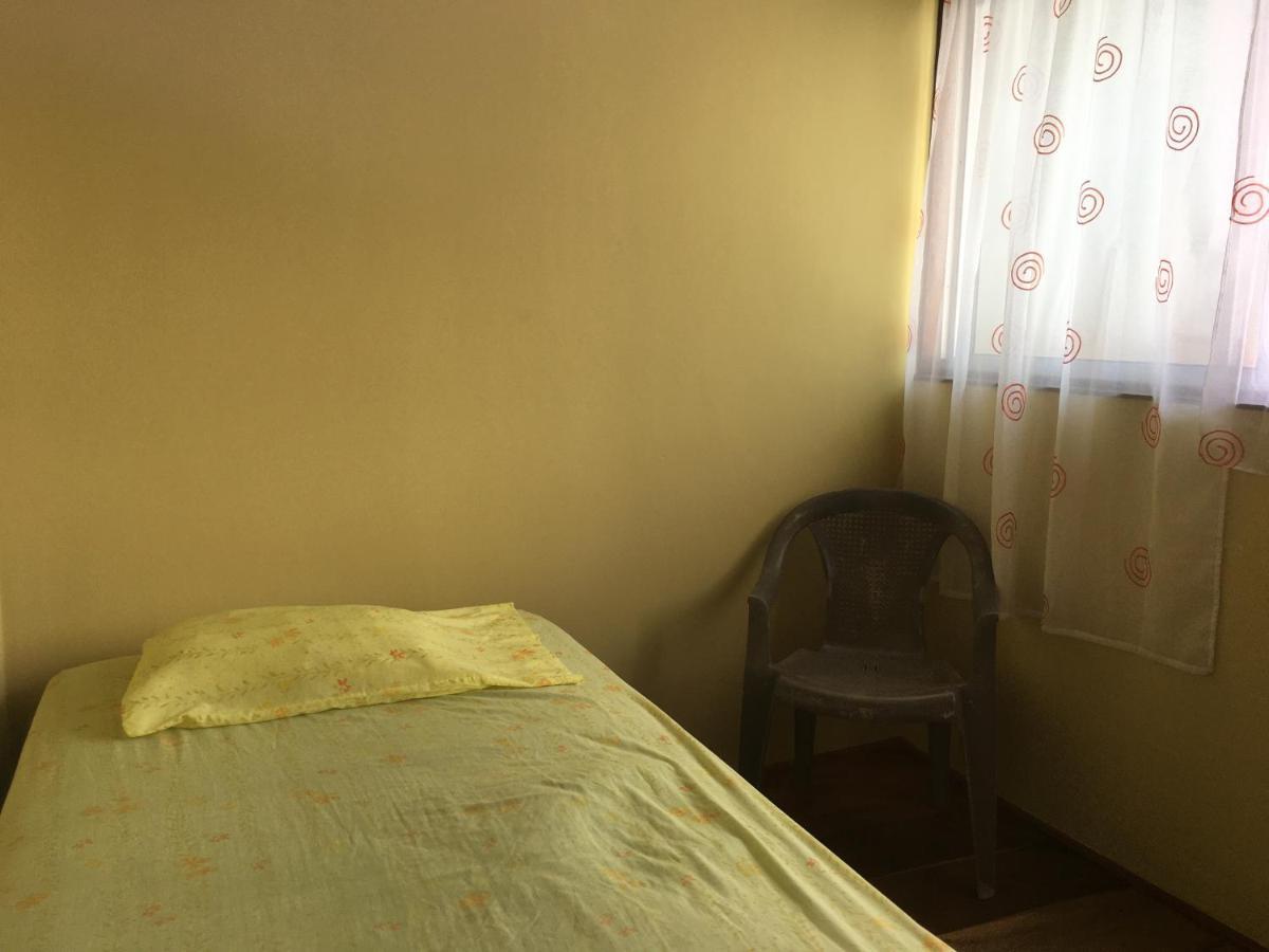 Hostel Julieta Rivas Buitenkant foto